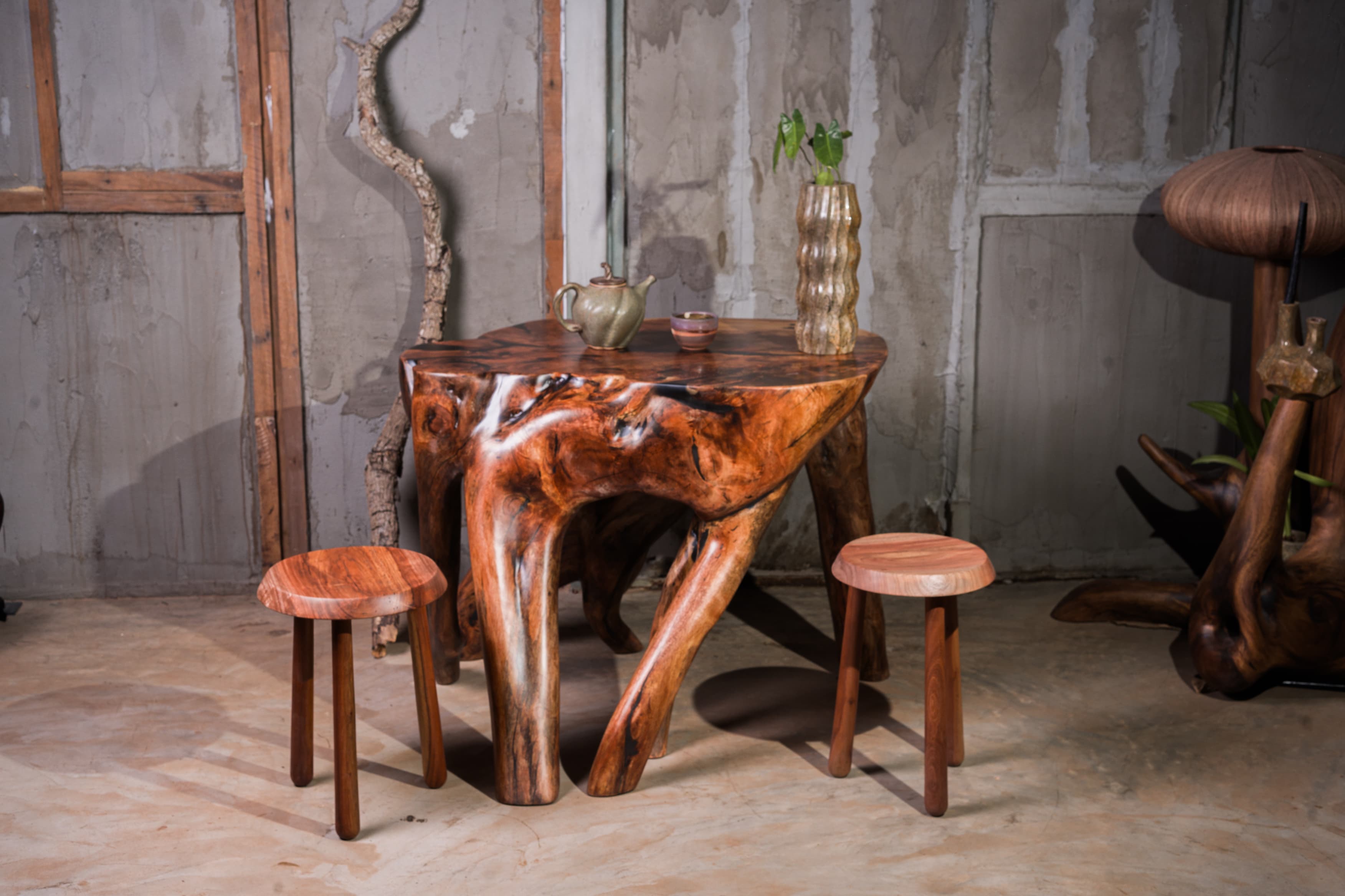 Experience the elegance of sleek, modern design crafted with artistic precision and timeless style.